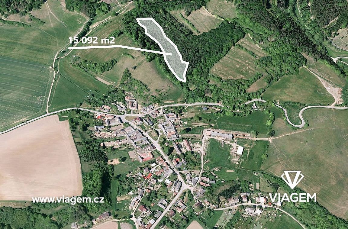 Les, 1 741 m²