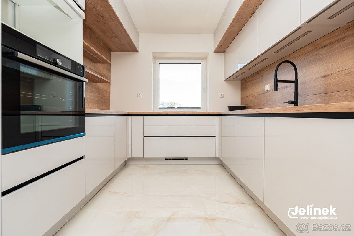 Prodej byt - Čistá u Litomyšle, 569 56