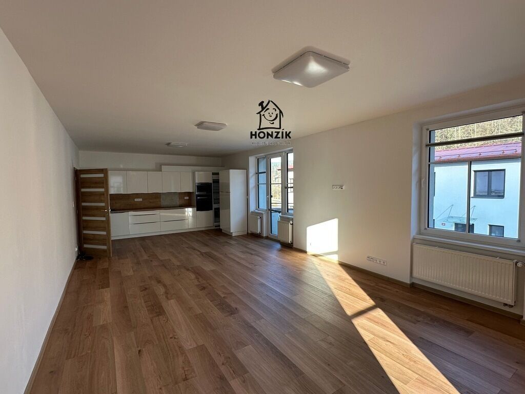 Pronájem byt 4+kk - Hlavní, Štěchovice, 113 m²