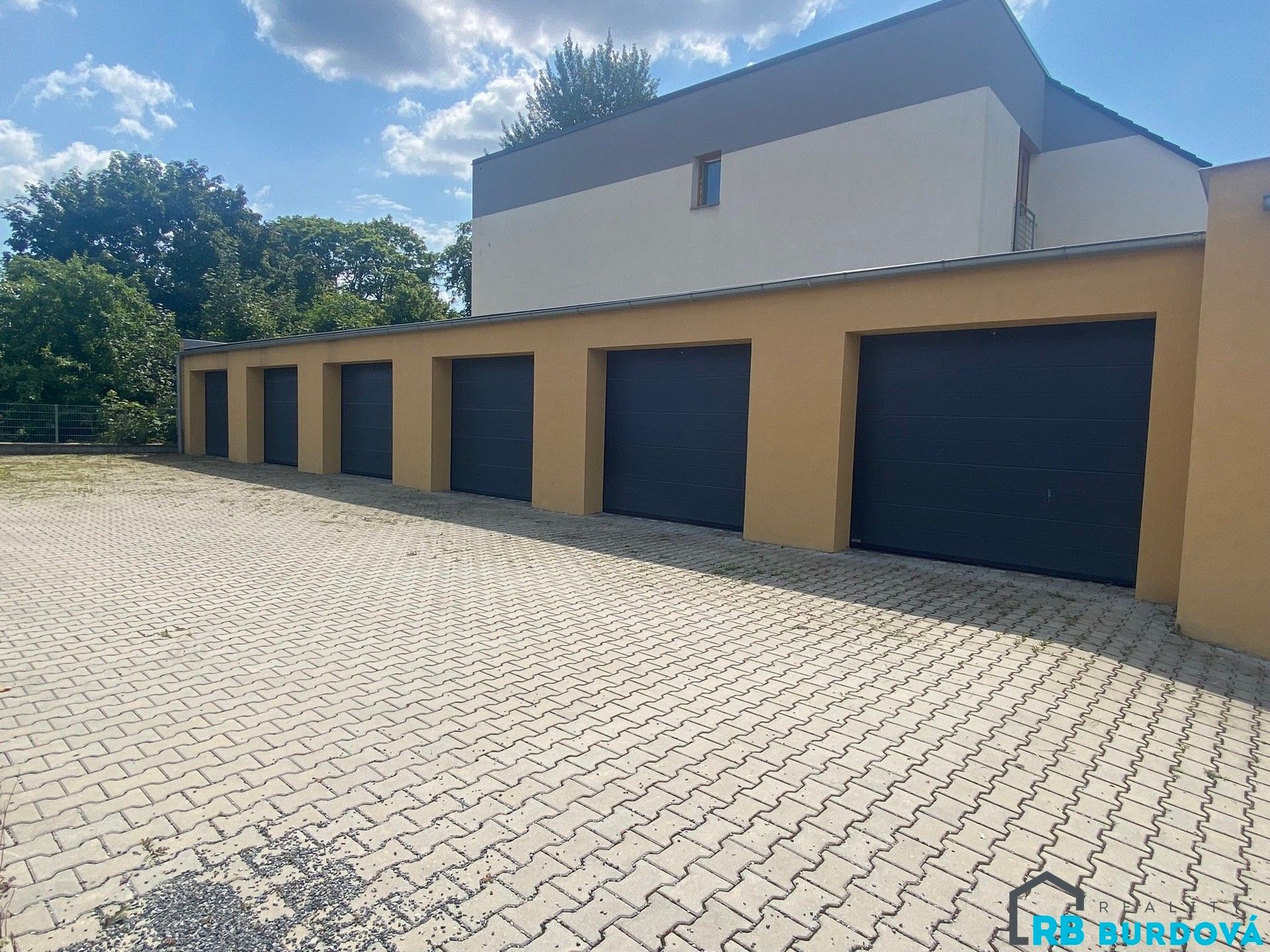 Garáže, Svitavy, 28 m²