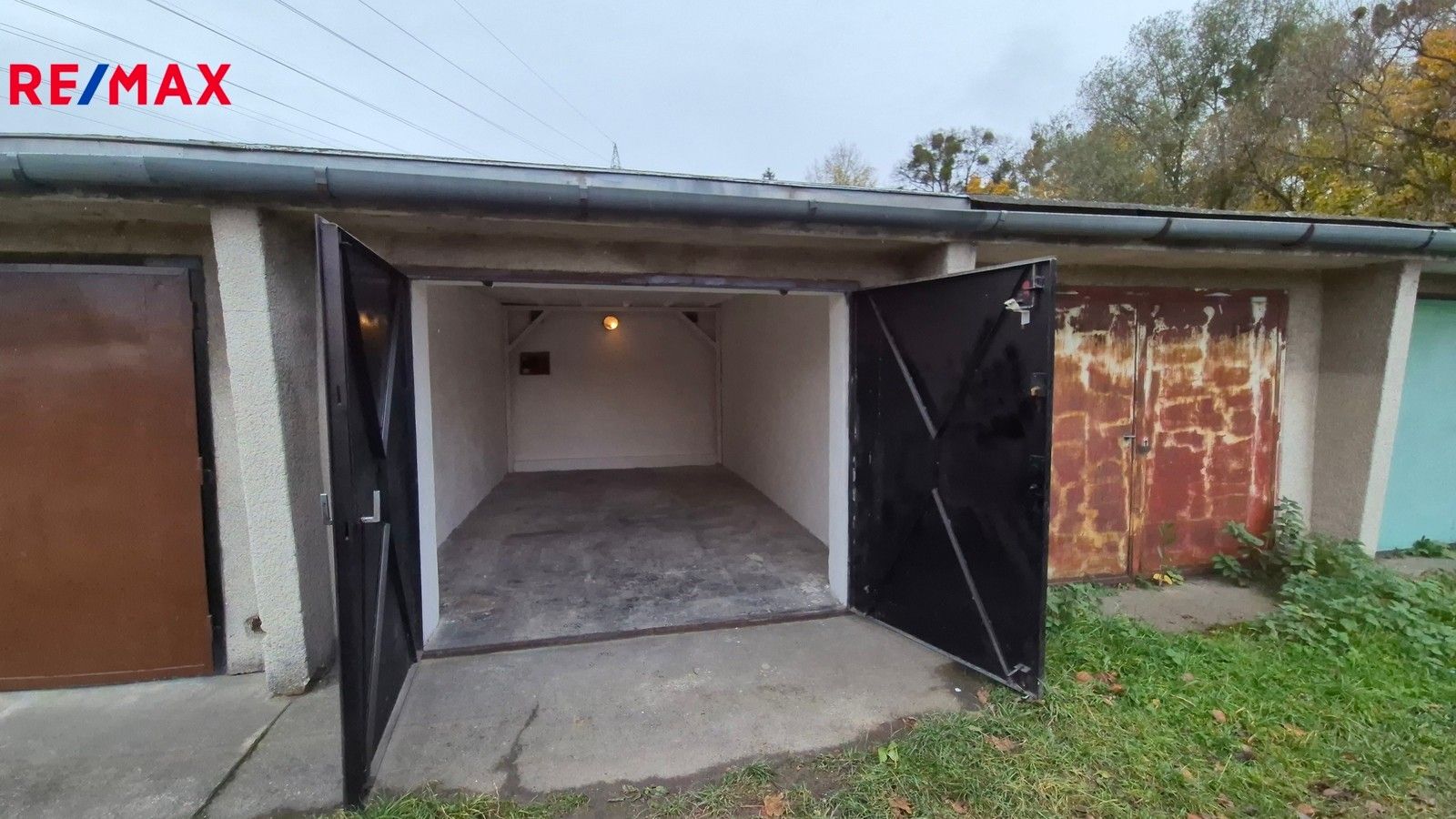 Garáže, Valašské Meziříčí, 20 m²