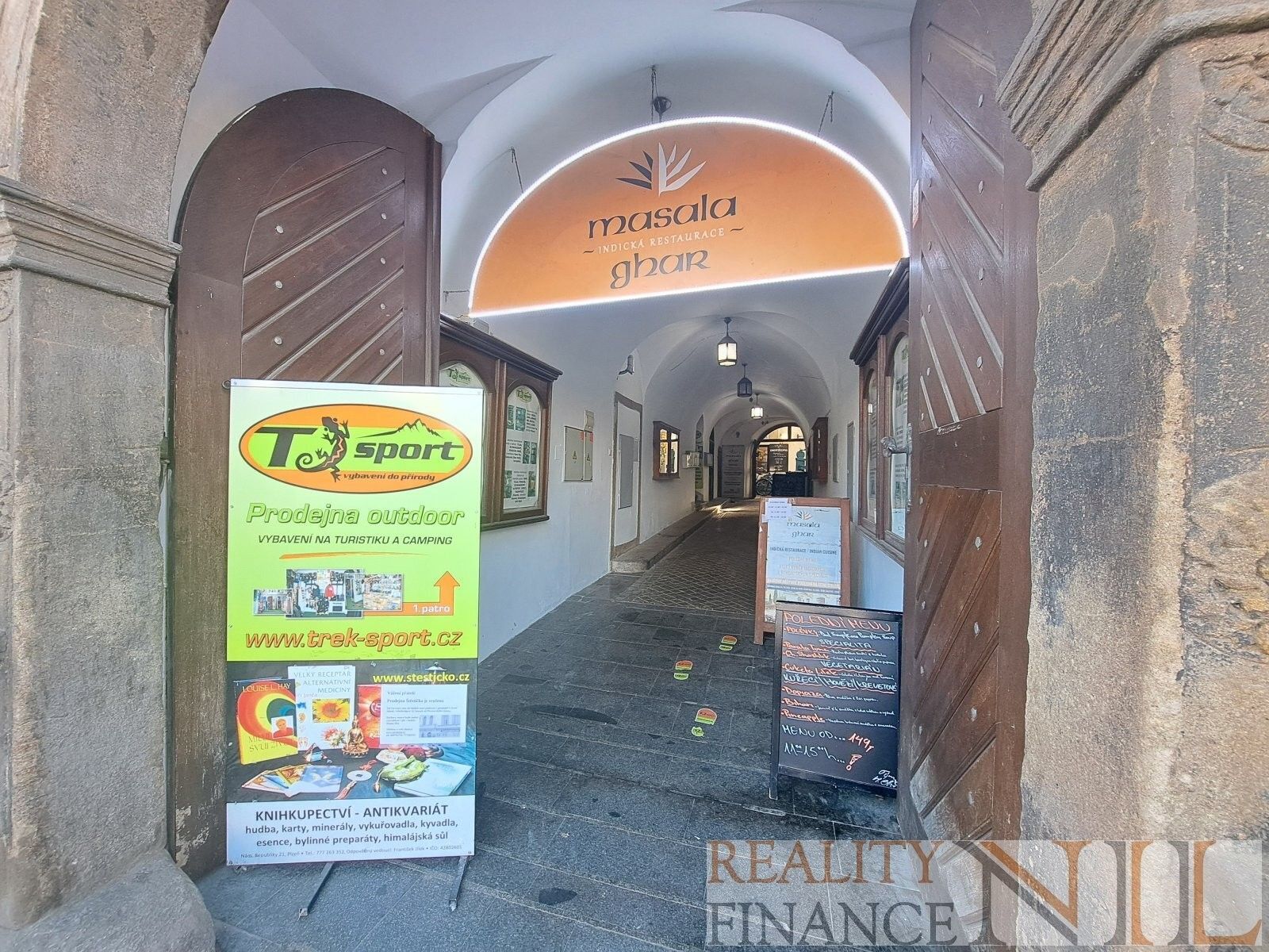 Pronájem restaurace - náměstí Republiky 135, Plzeň Vnitřní Město, 171 m² - 5