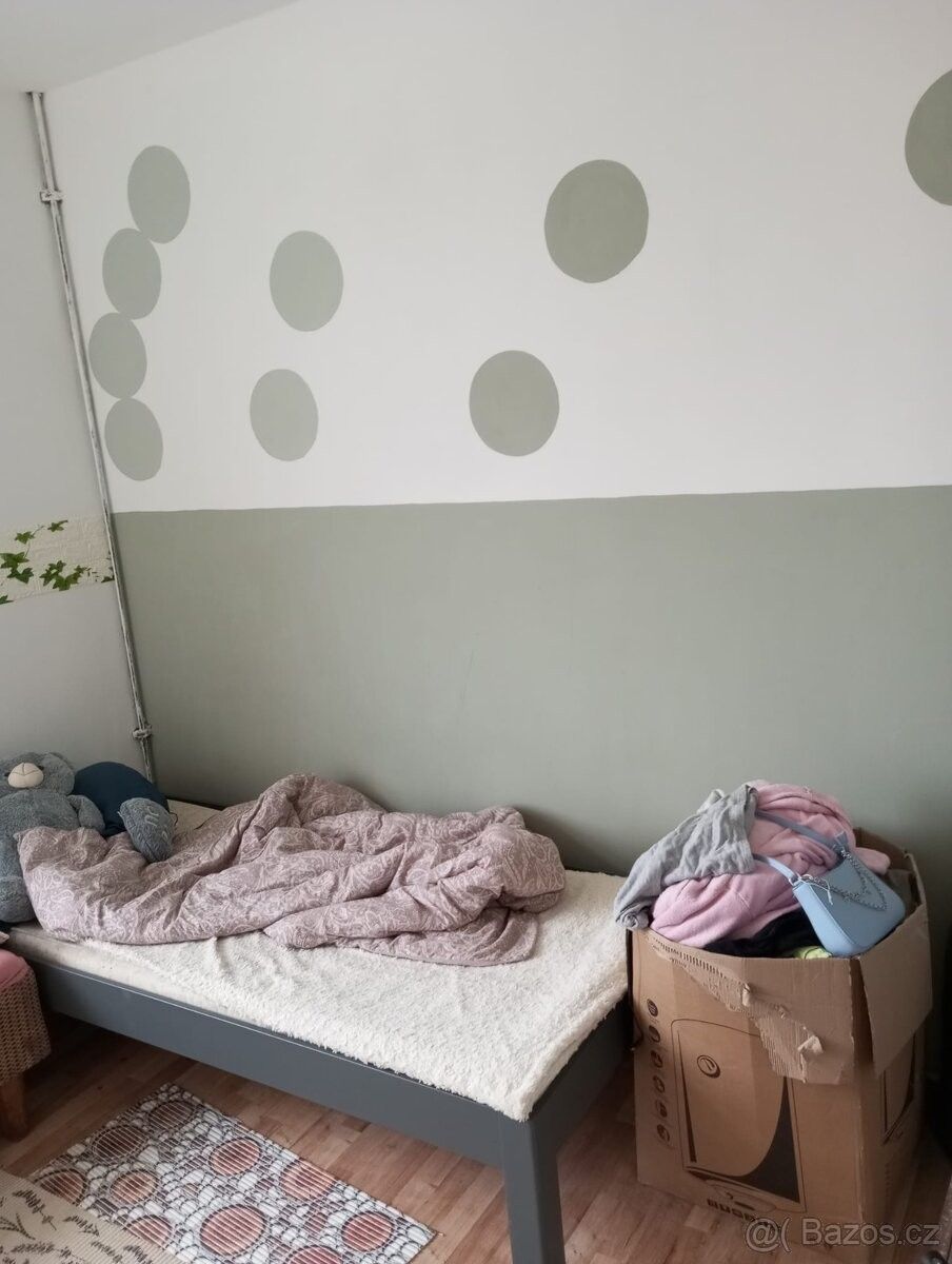 Byty, Aš, 352 01