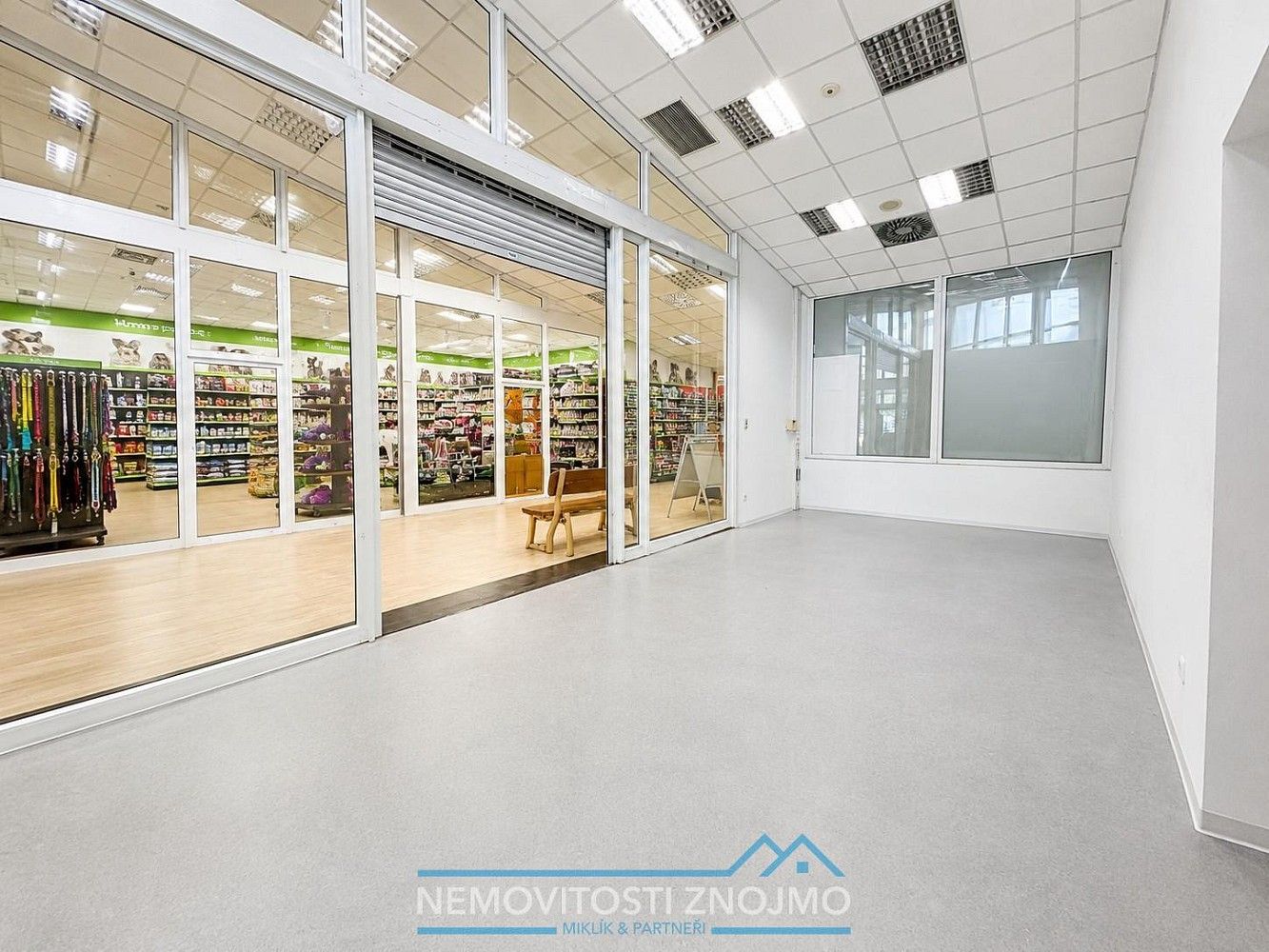 Obchodní prostory, Chvalovice - Hatě, okres Znojmo, 46 m² - 2