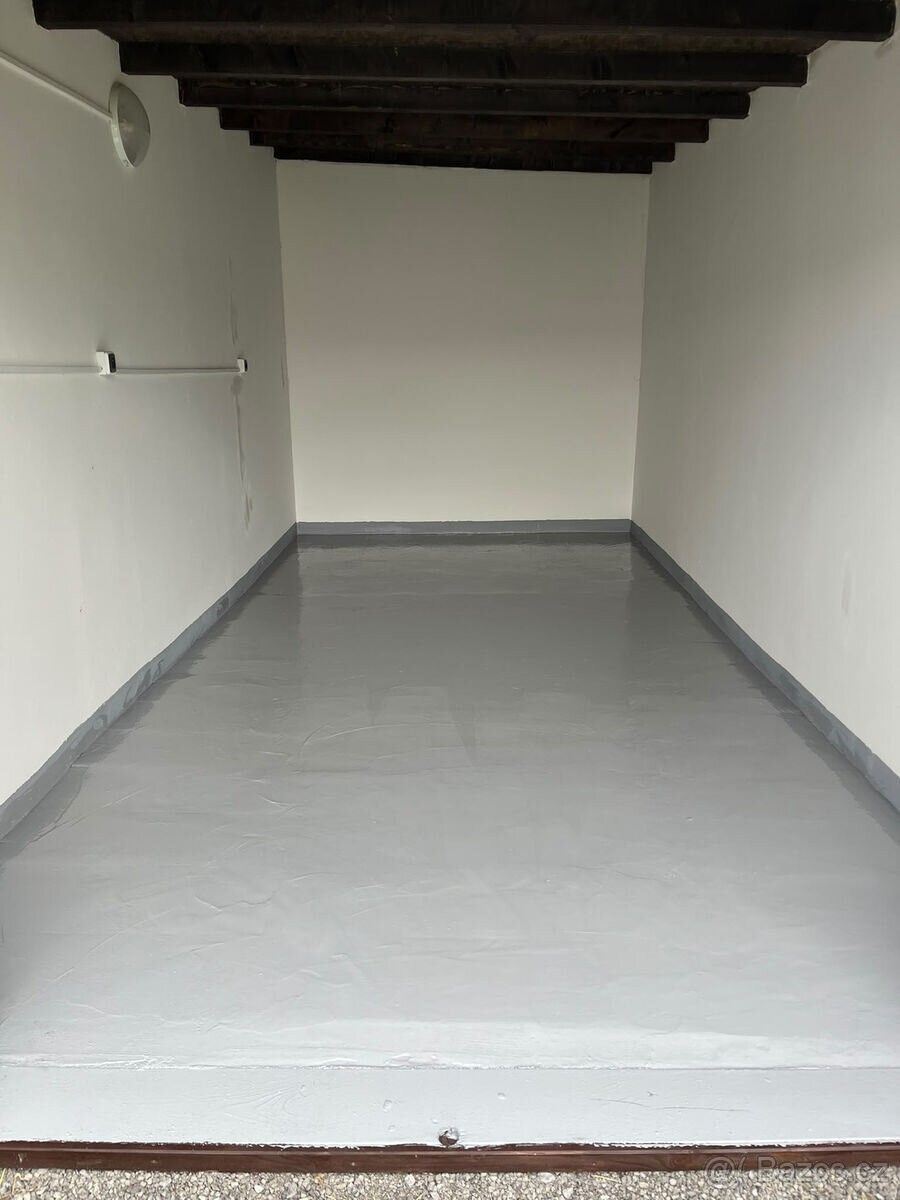 Garáž · Hodonín, 695 01 - 3