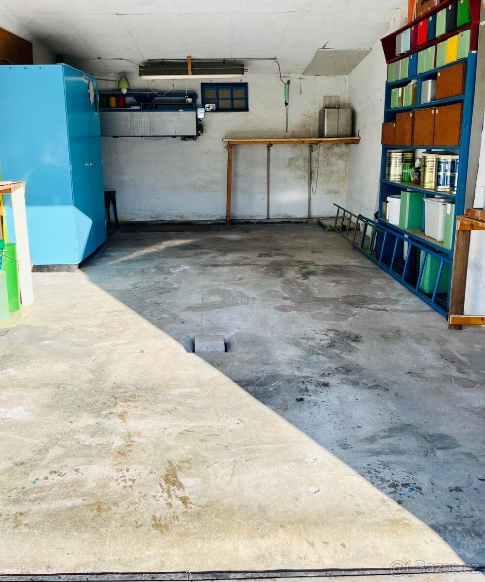 Pronájem garáž - Horní Slavkov, 357 31