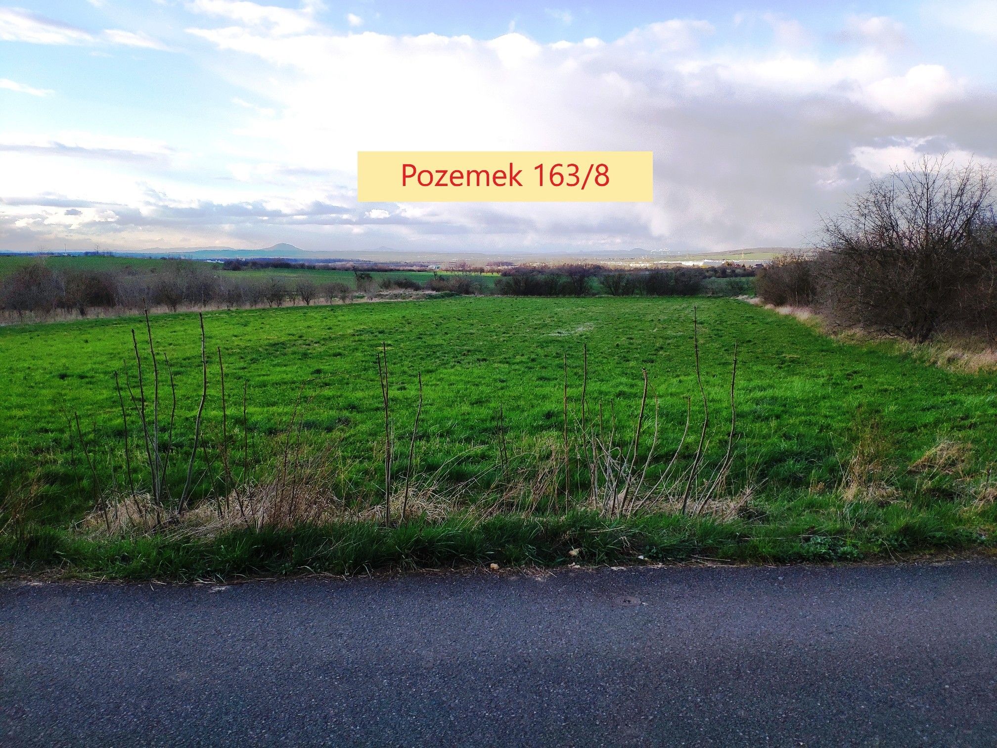 Zahrady, Zlončice, 1 358 m²