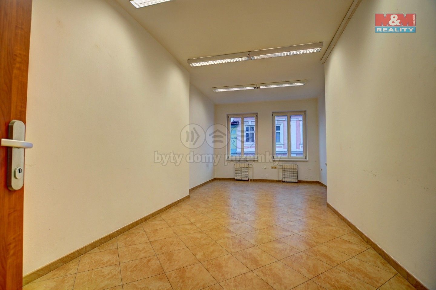 Kanceláře, Krkonošská, Vrchlabí, 25 m²