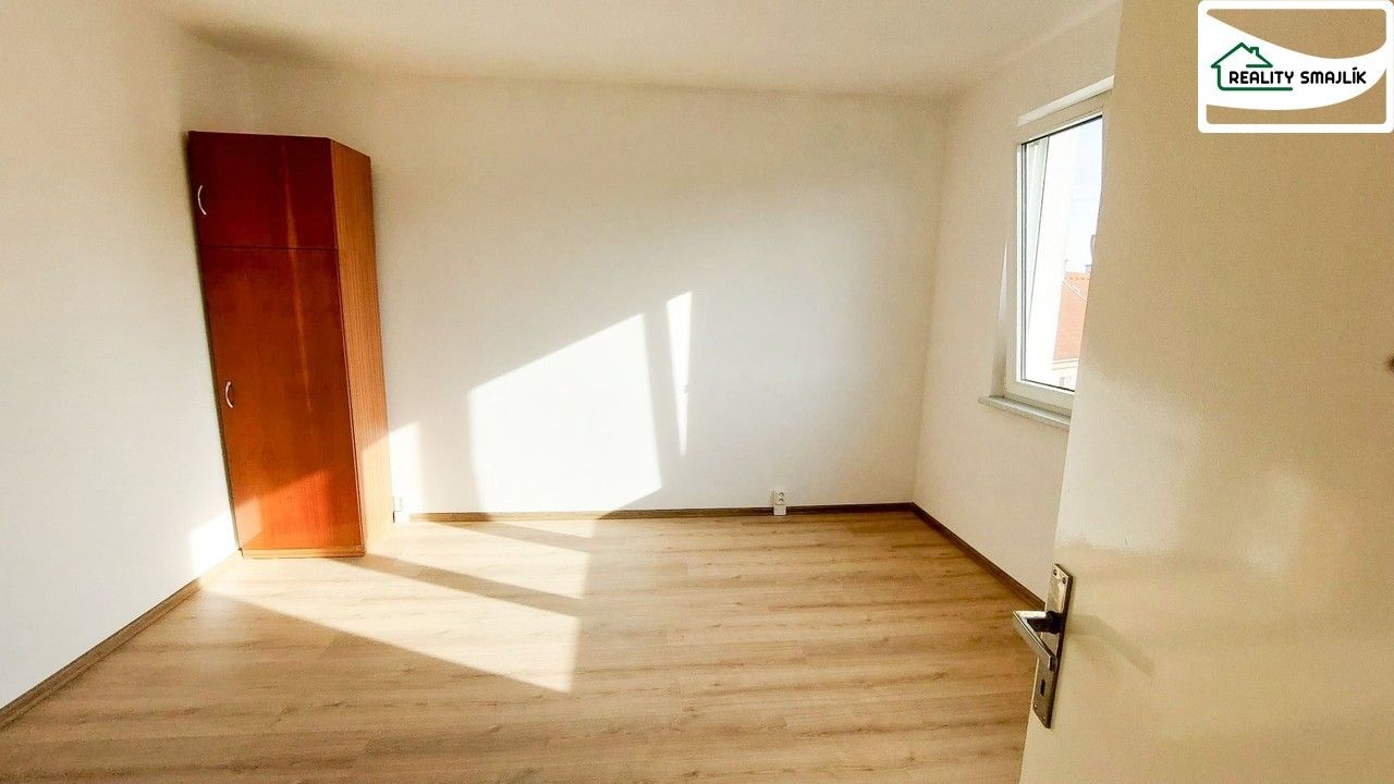 Byt 2+1 · 50 m² · Osvobození 1257, Cheb - 3