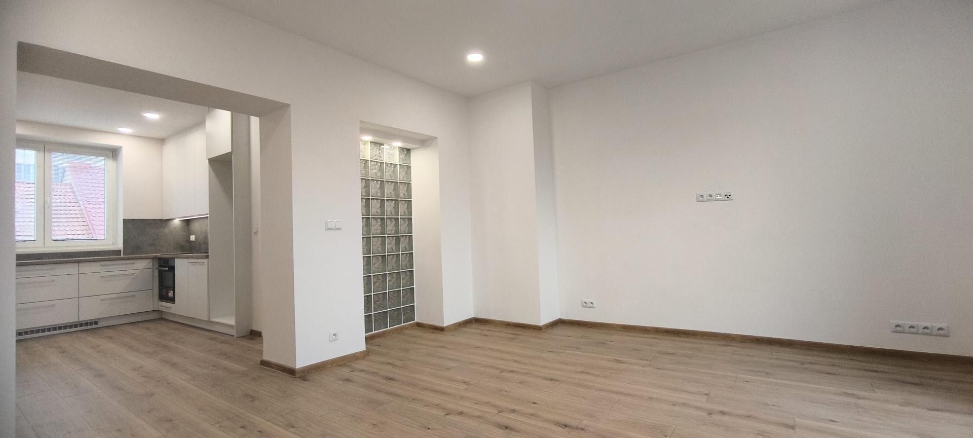 Prodej byt 2+kk - Heydukova 559, České Budějovice 7, 63 m² - 5