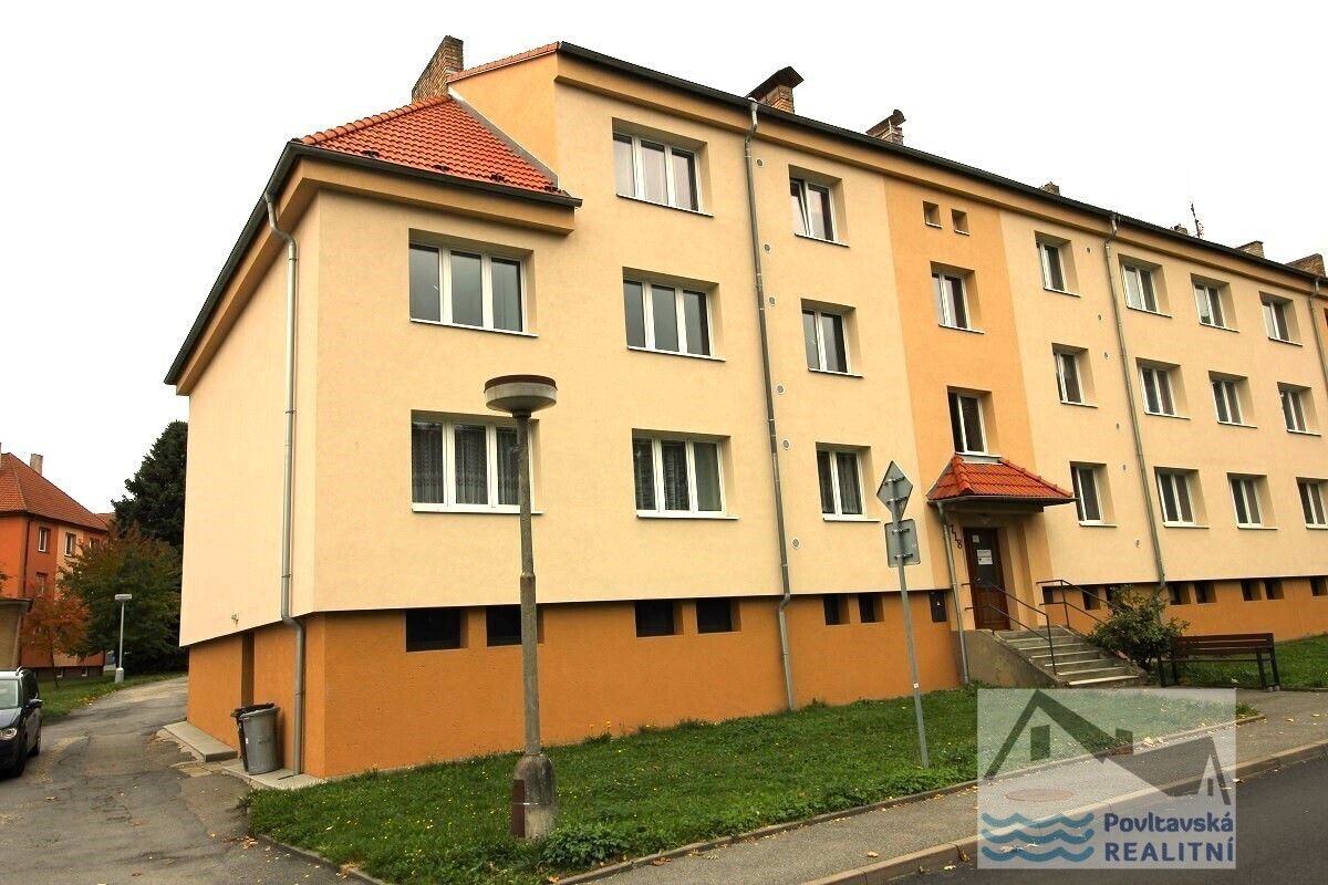 Prodej byt 3+1 - Na Blatech, Pacov, 84 m²