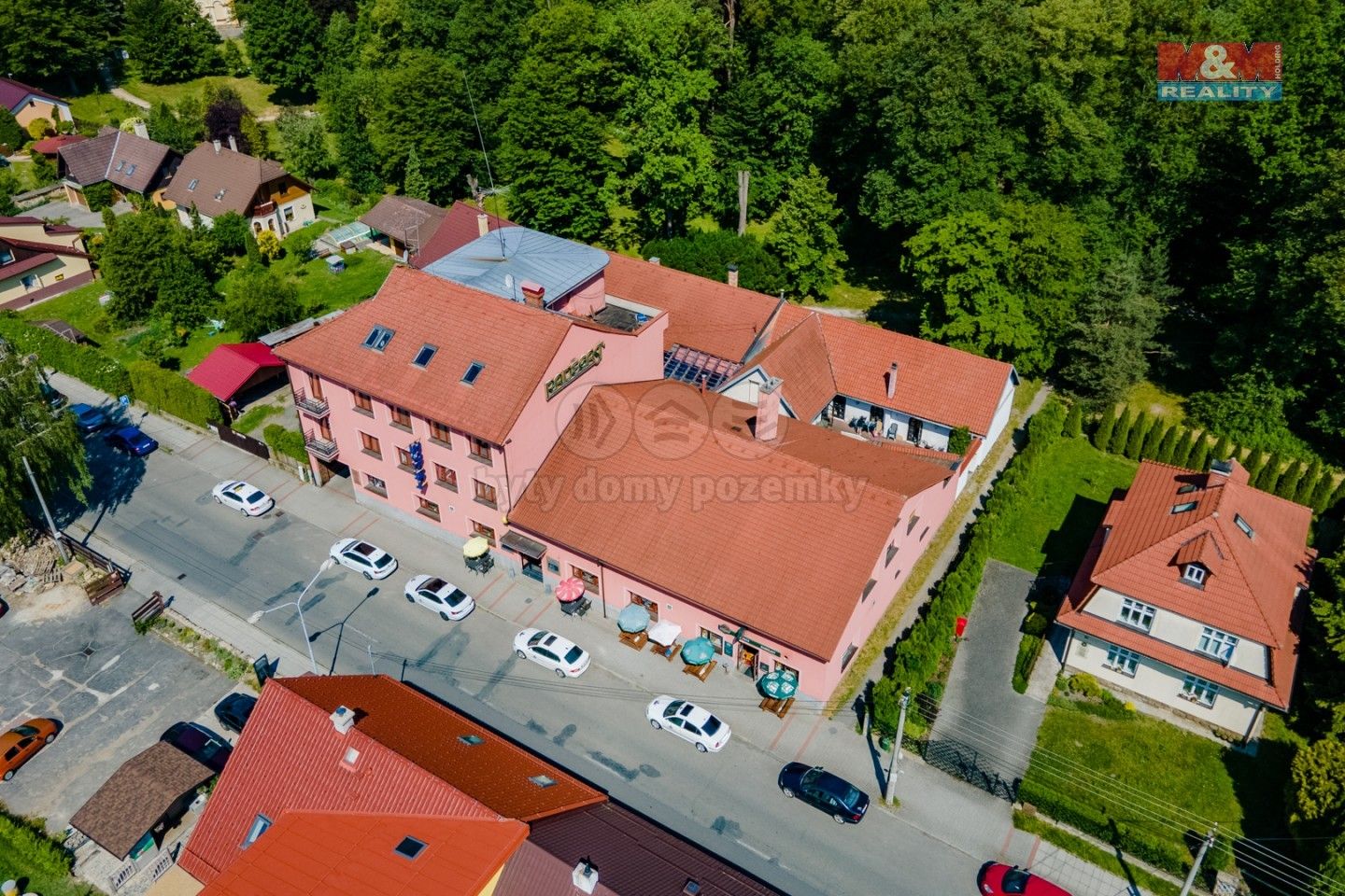 Ubytovací zařízení, Palackého, Rožnov pod Radhoštěm, 750 m²