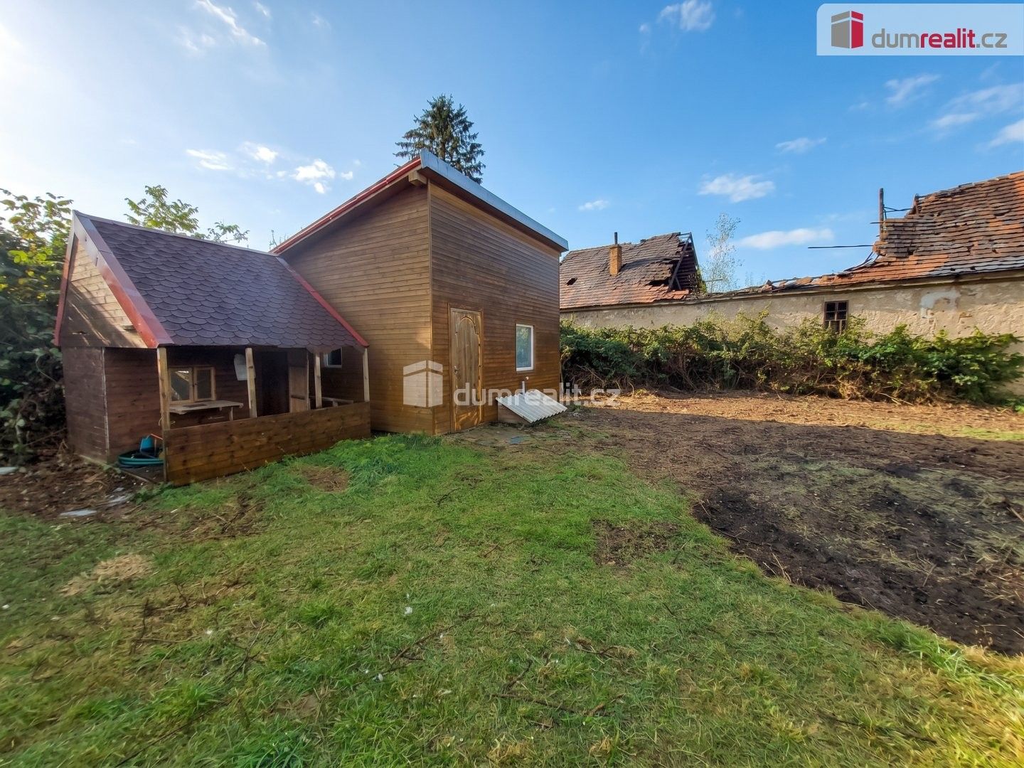 Zahrady, Chcebuz, Štětí, 1 570 m²