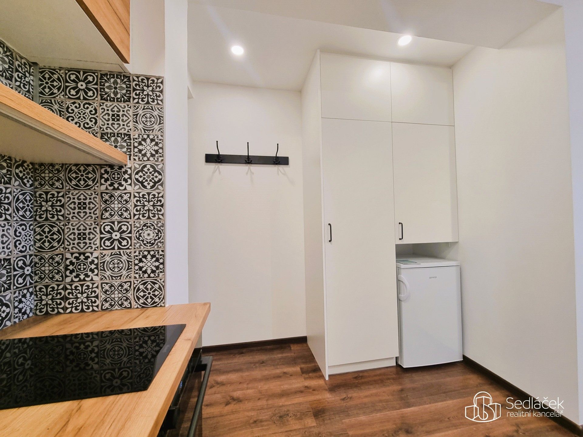 Pronájem byt 1+kk - Josefa Kajetána Tyla, Sokolov, 23 m²