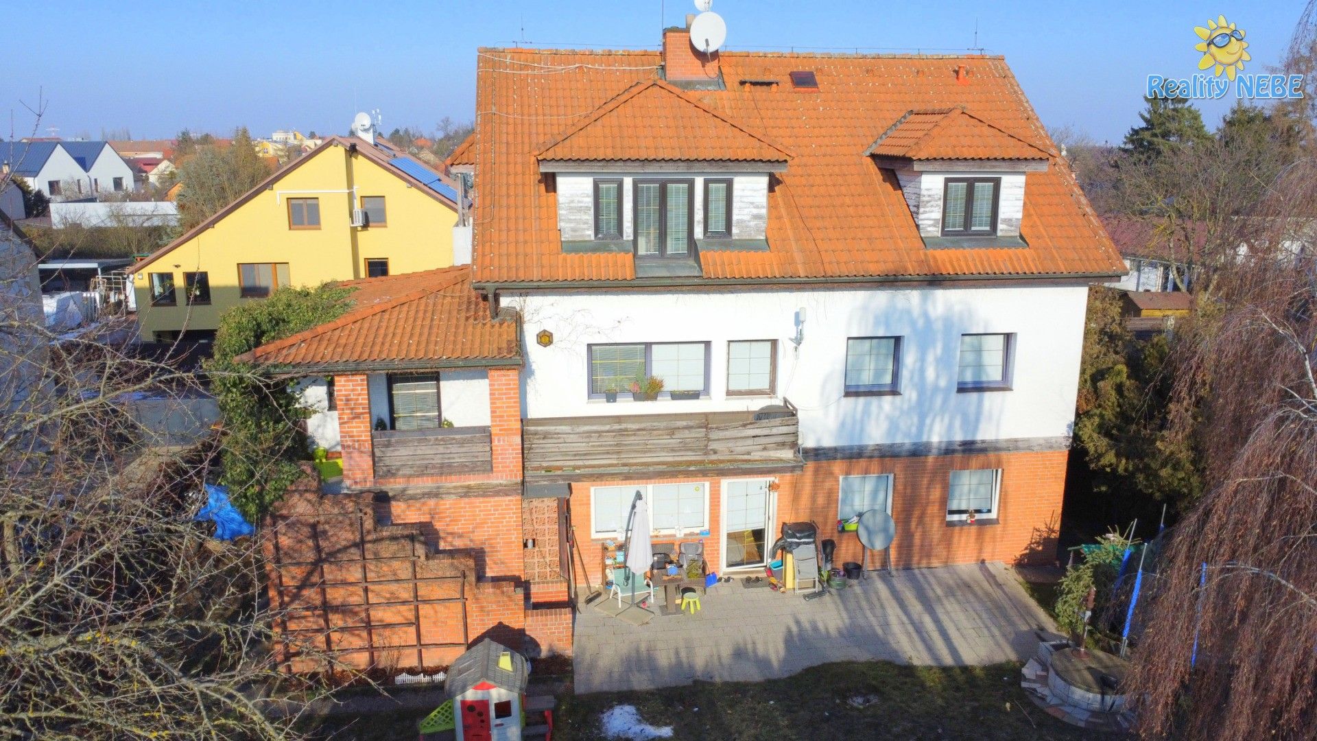 Ubytovací zařízení, Slunečná, Zlatníky-Hodkovice, 300 m²