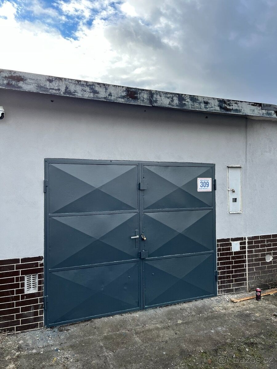 Garáže, Karviná, 735 06