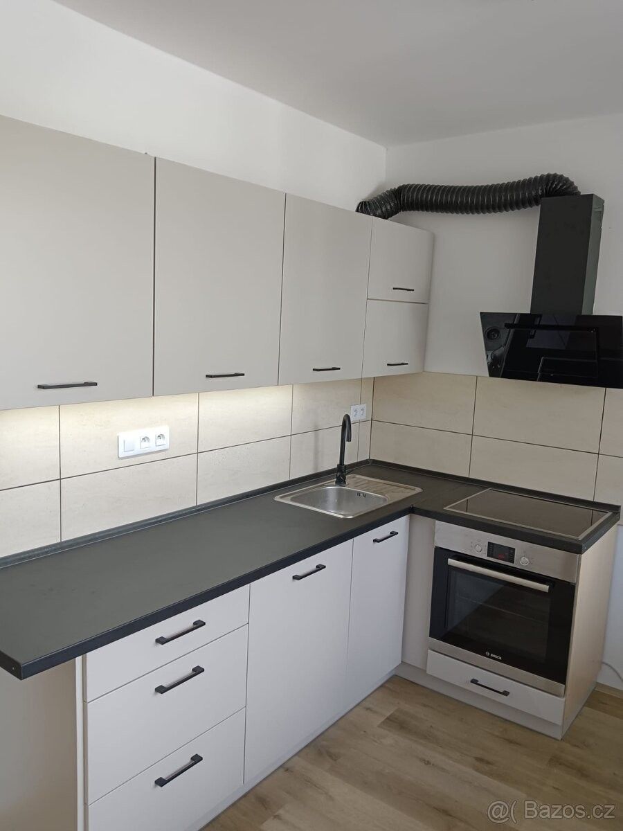 Byty, Jílové u Děčína, 407 01