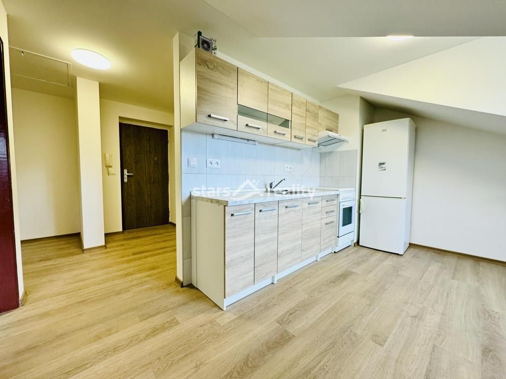 1+1, třída Legií, Kralupy nad Vltavou, 37 m²