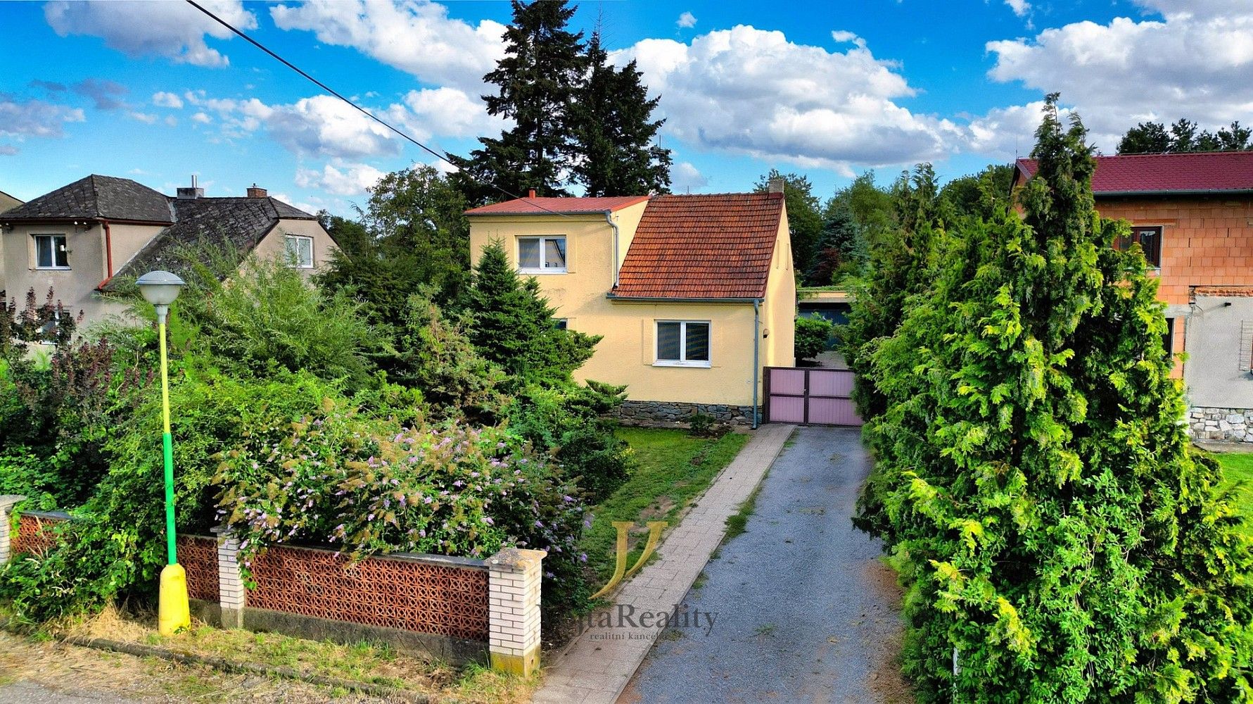 Rodinné domy, Cholina, okres Olomouc, 160 m² - 1