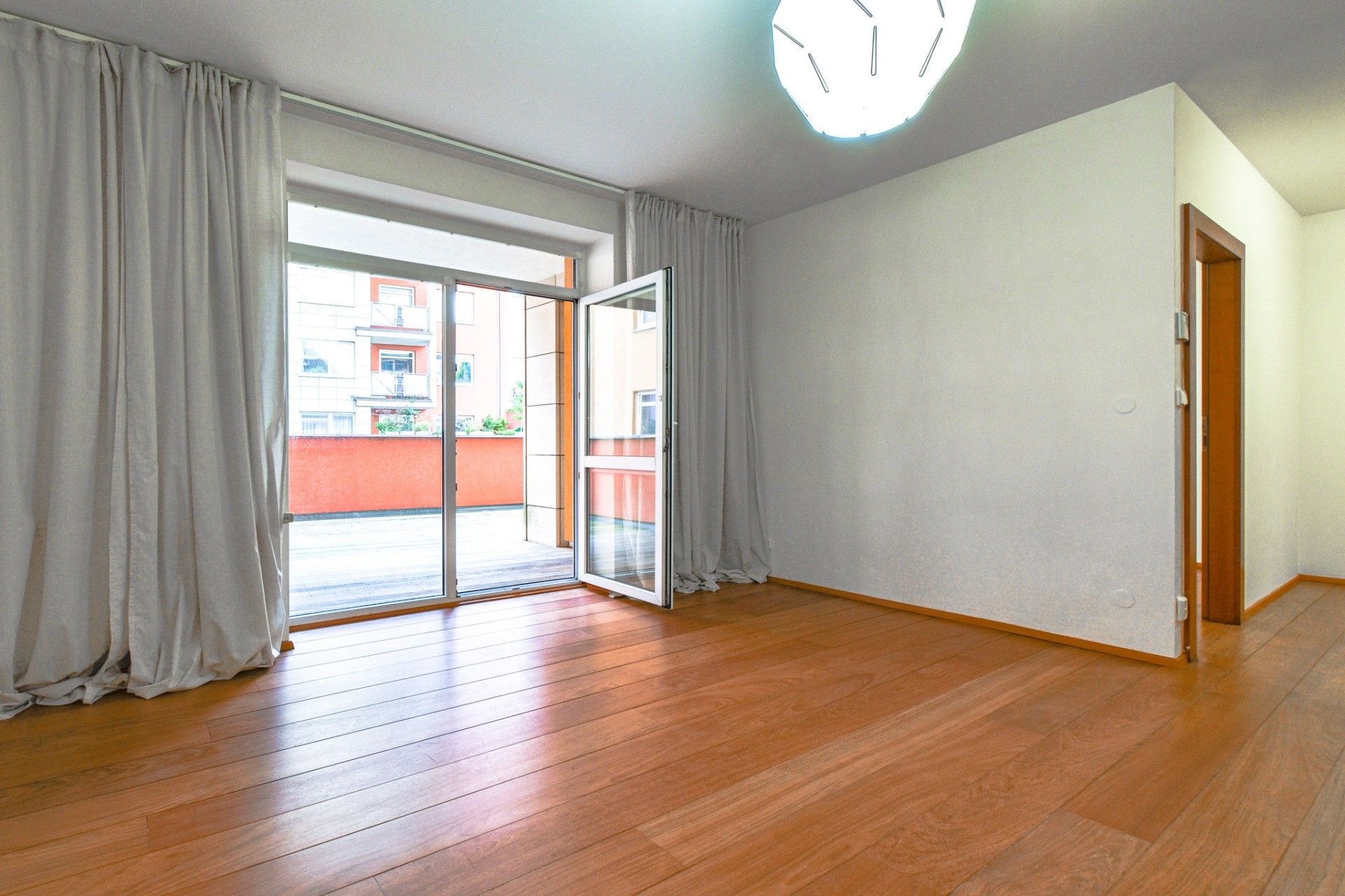 2+kk, Nepilova, Praha, 48 m² - 2