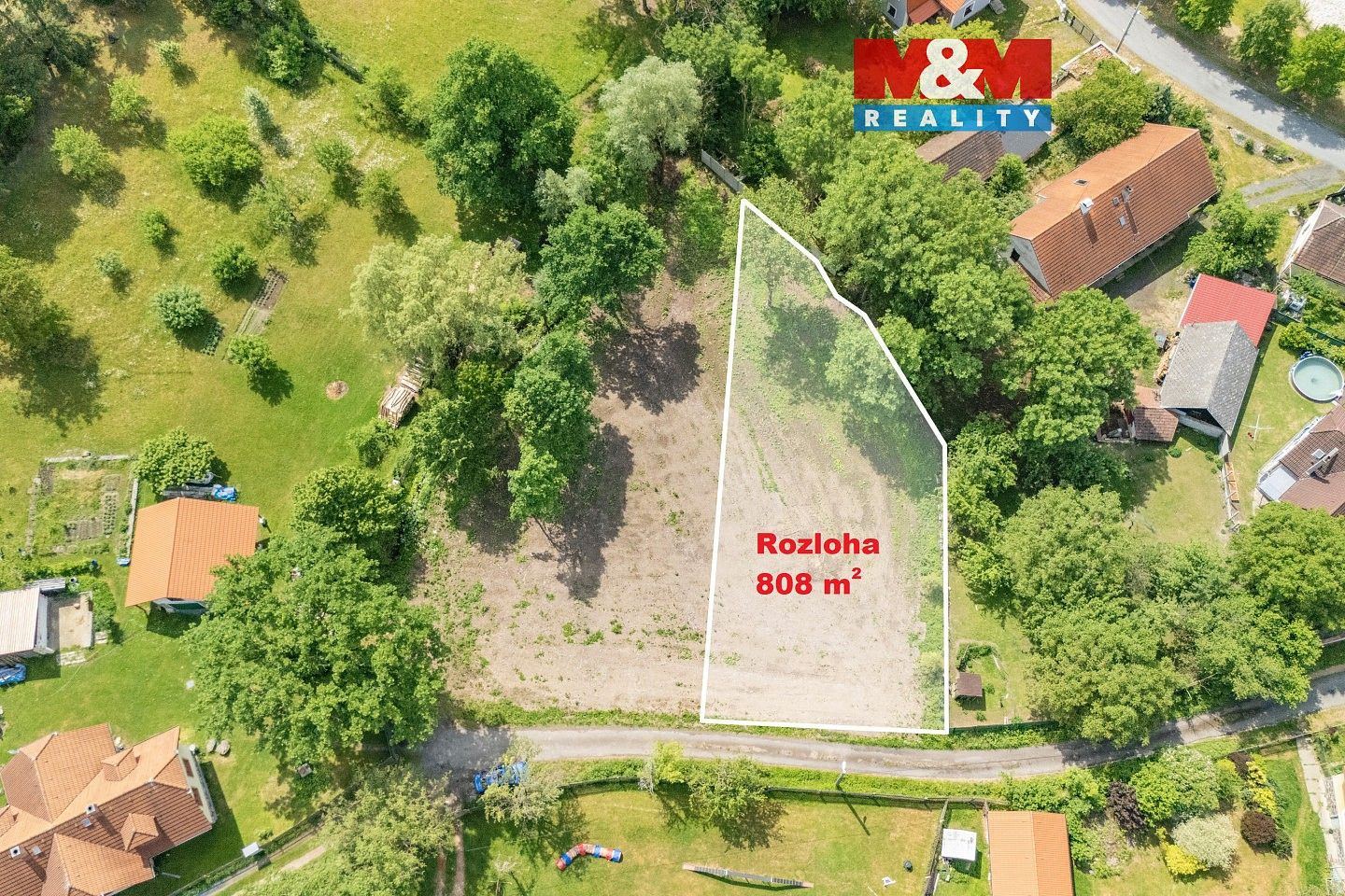 Pozemek pro bydlení, 808 m²