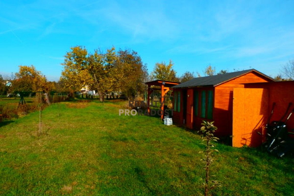 Zahrada, 1 330 m²