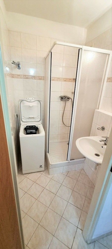 Byt 1+1 · 37 m² · Praha - Chodov, okres Praha 11, Hlavní město Praha - 3