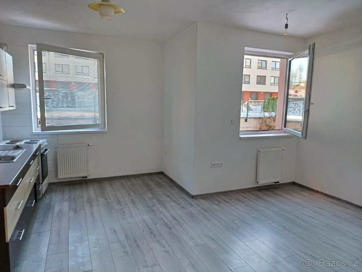 Byty, Pelhřimov, 393 01