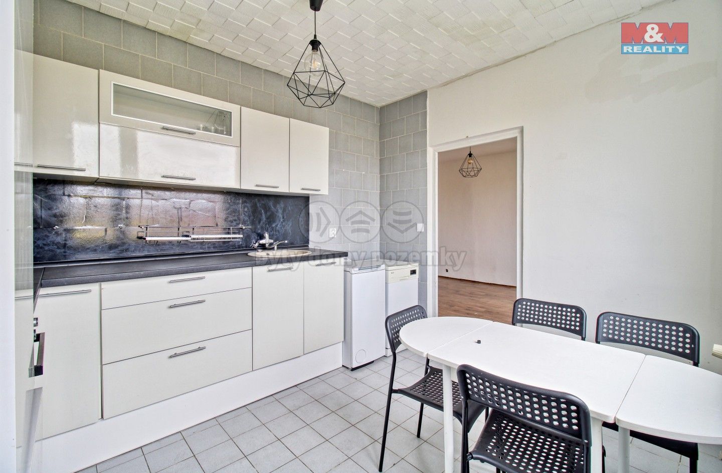 Pronájem byt 2+1 - Jirkovská, Chomutov, 61 m²