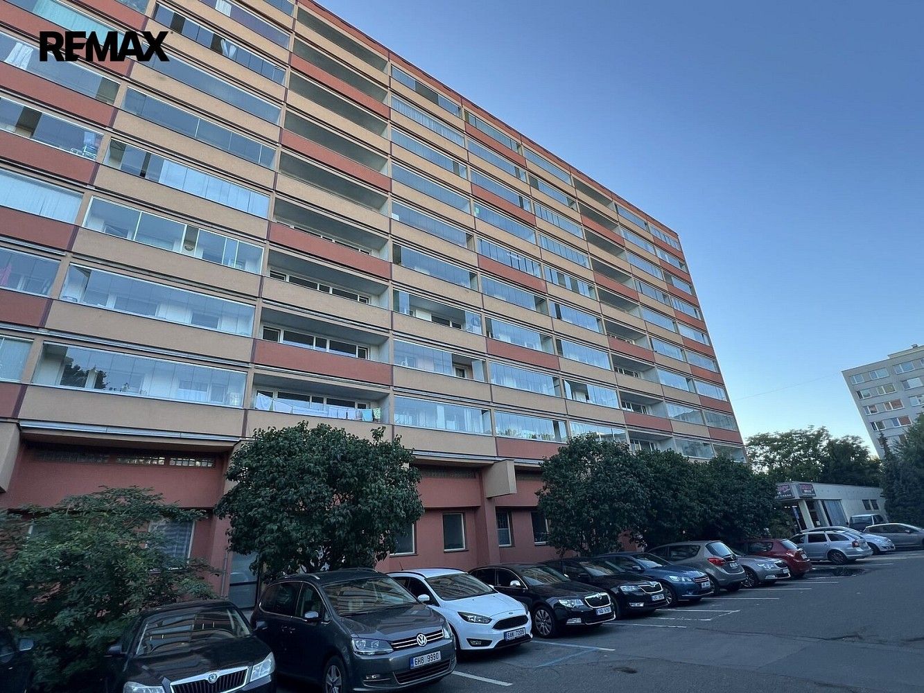 Prodej byt 1+1 - Praha - Střížkov, okres Praha 8, Hlavní město Praha, 40 m² - 1