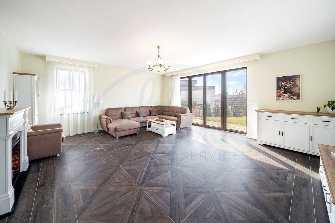 Rodinný dům · 244 m² · Vysoký Újezd, okres Beroun, Středočeský kraj - 3