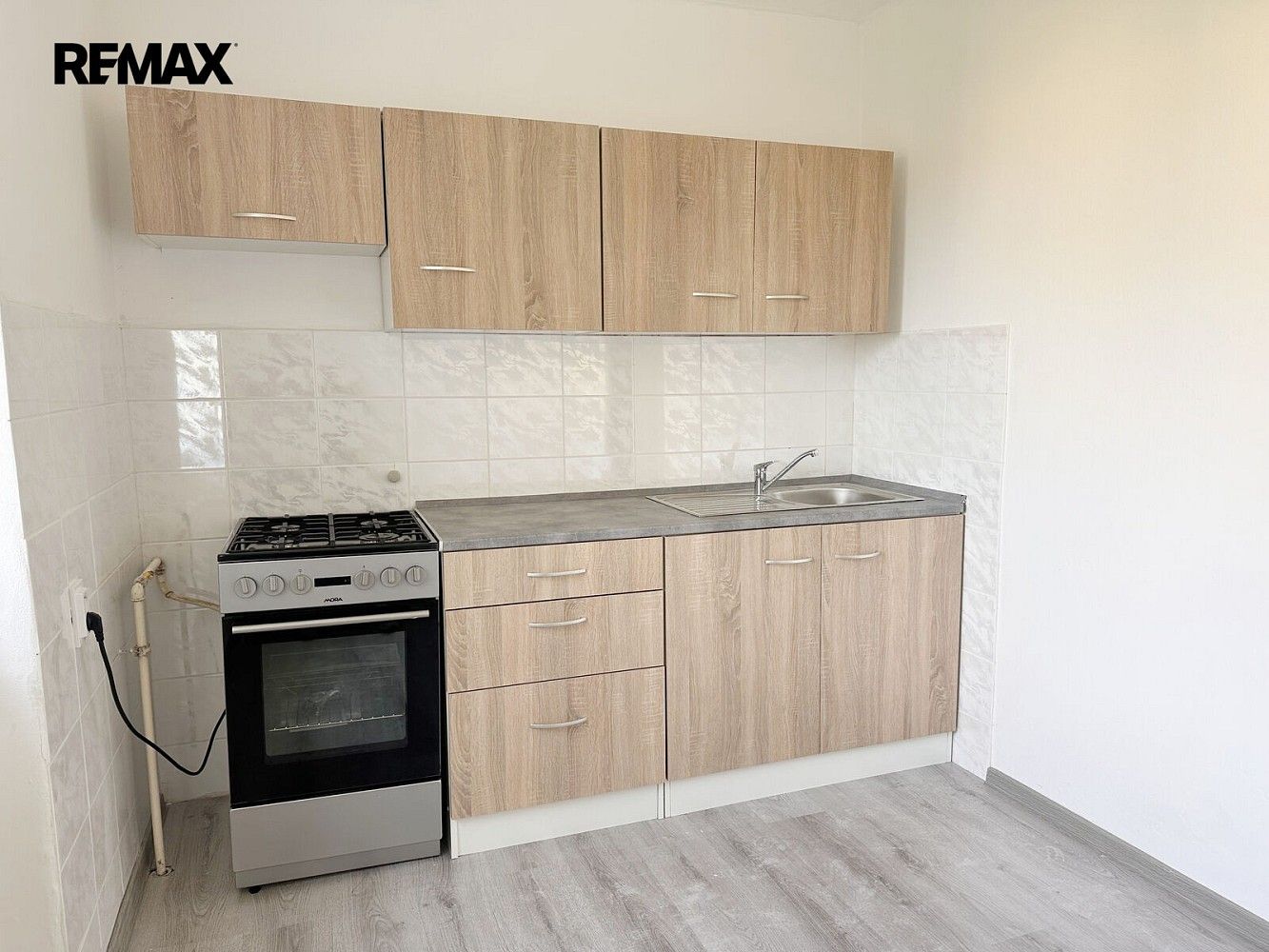 Prodej byt 1+1 - Osada míru, Dolní Benešov, okres Opava, 30 m² - 2