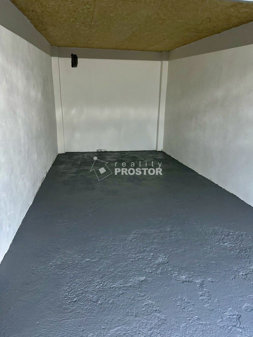 Garáže, Čs. armády 2197, Louny, 18 m² - 2