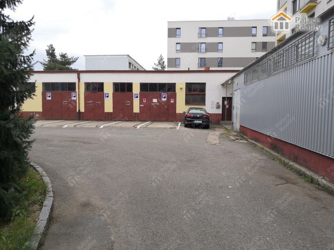 Pronájem ostatní - V Koutech, Hradec Králové, 14 m²