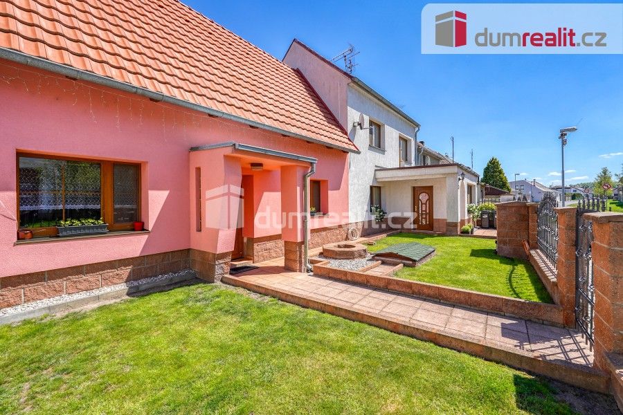 Prodej rodinný dům - Komenského, Lenešice, 287 m²