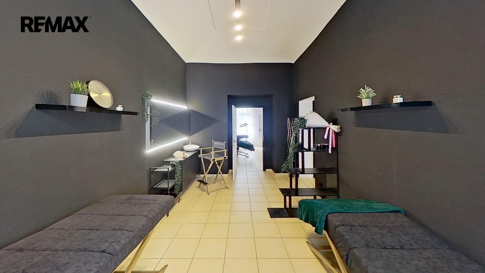 Obchodní prostory · 56 m² · Holečkova 790, Praha Smíchov - 3