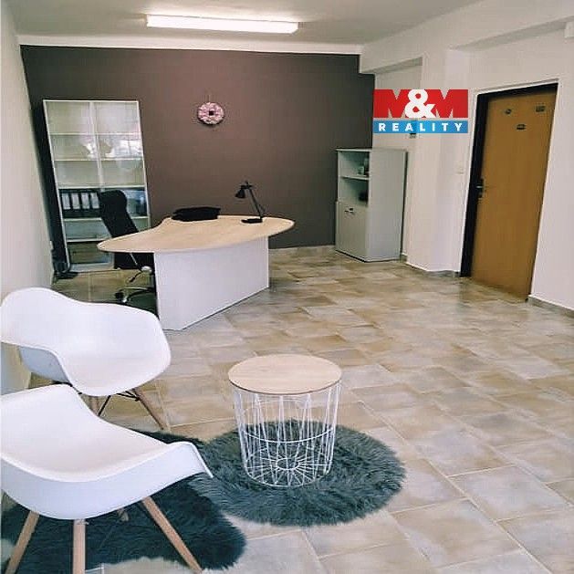 Kanceláře, náměstí MUDr. J. Svobody, Zruč nad Sázavou, 25 m²