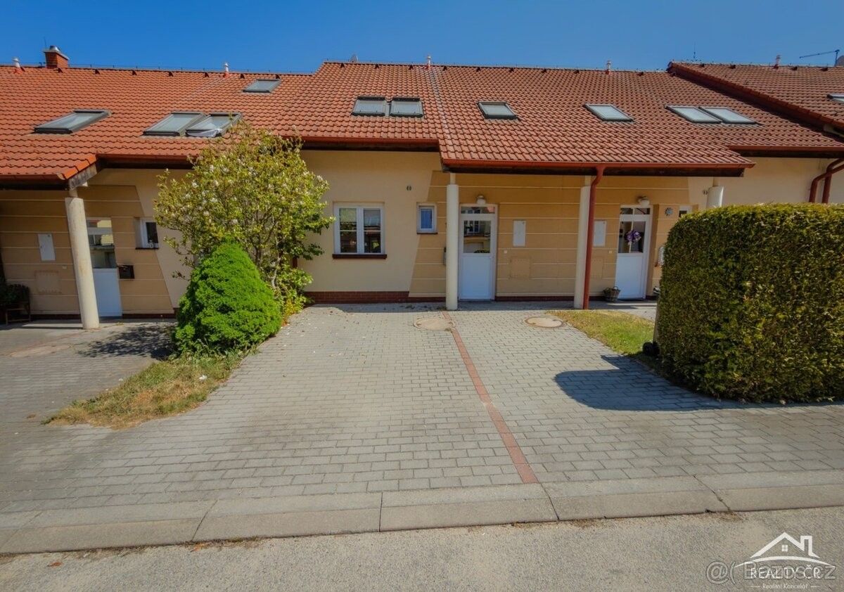 Rodinné domy, Jihlava, 586 01 - 2