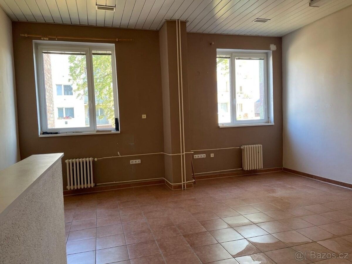 Pronájem kancelář - Blovice, 336 01