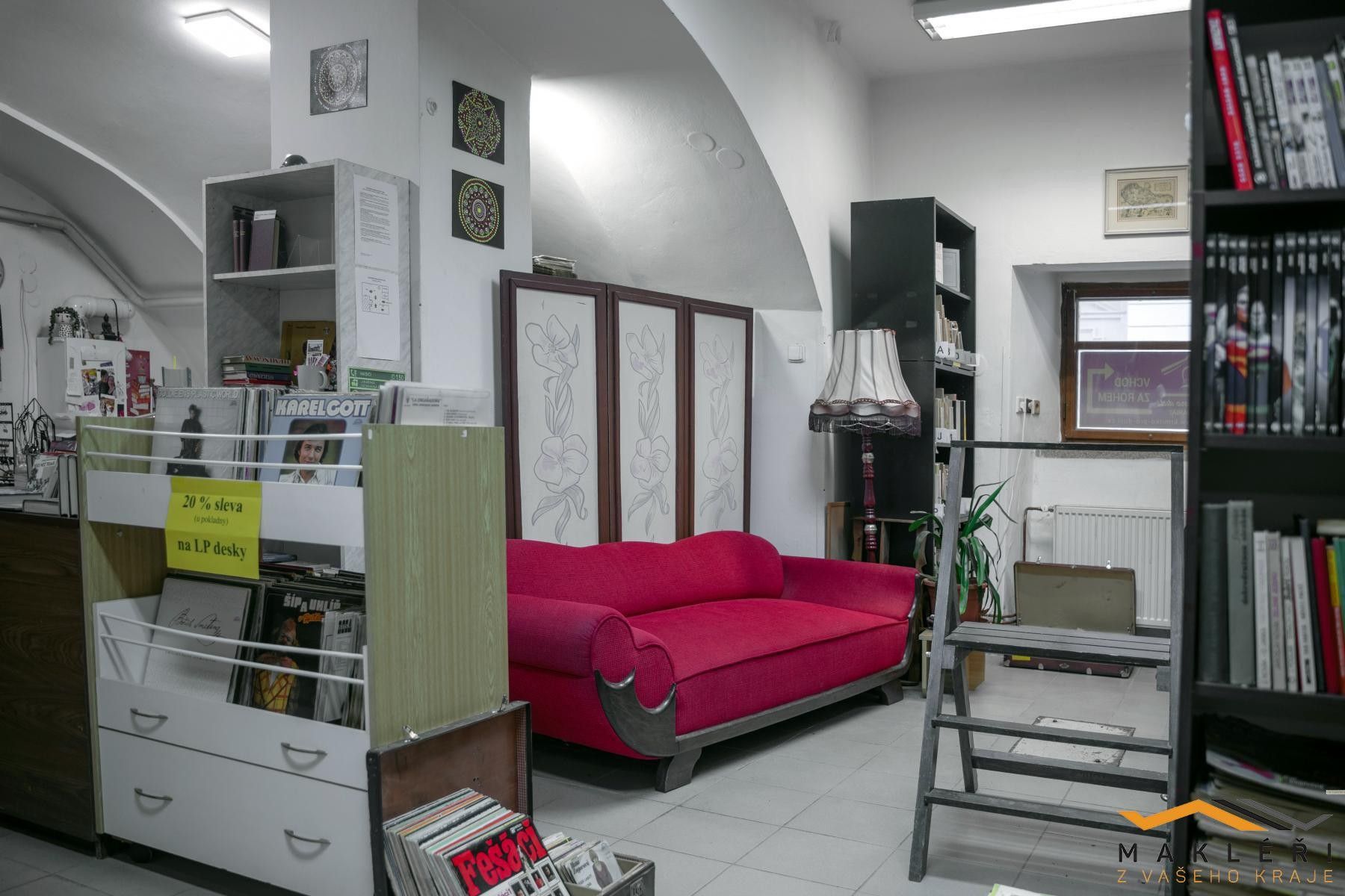 Pronájem obchodní prostory - Znojemská , Jihlava, 90 m²