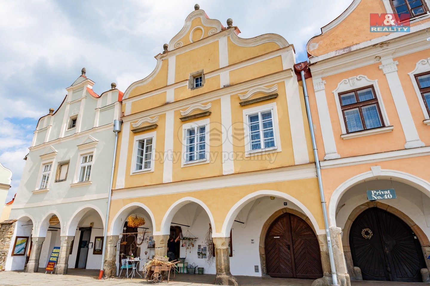 Prodej rodinný dům - náměstí Zachariáše z Hradce, Telč, 300 m²