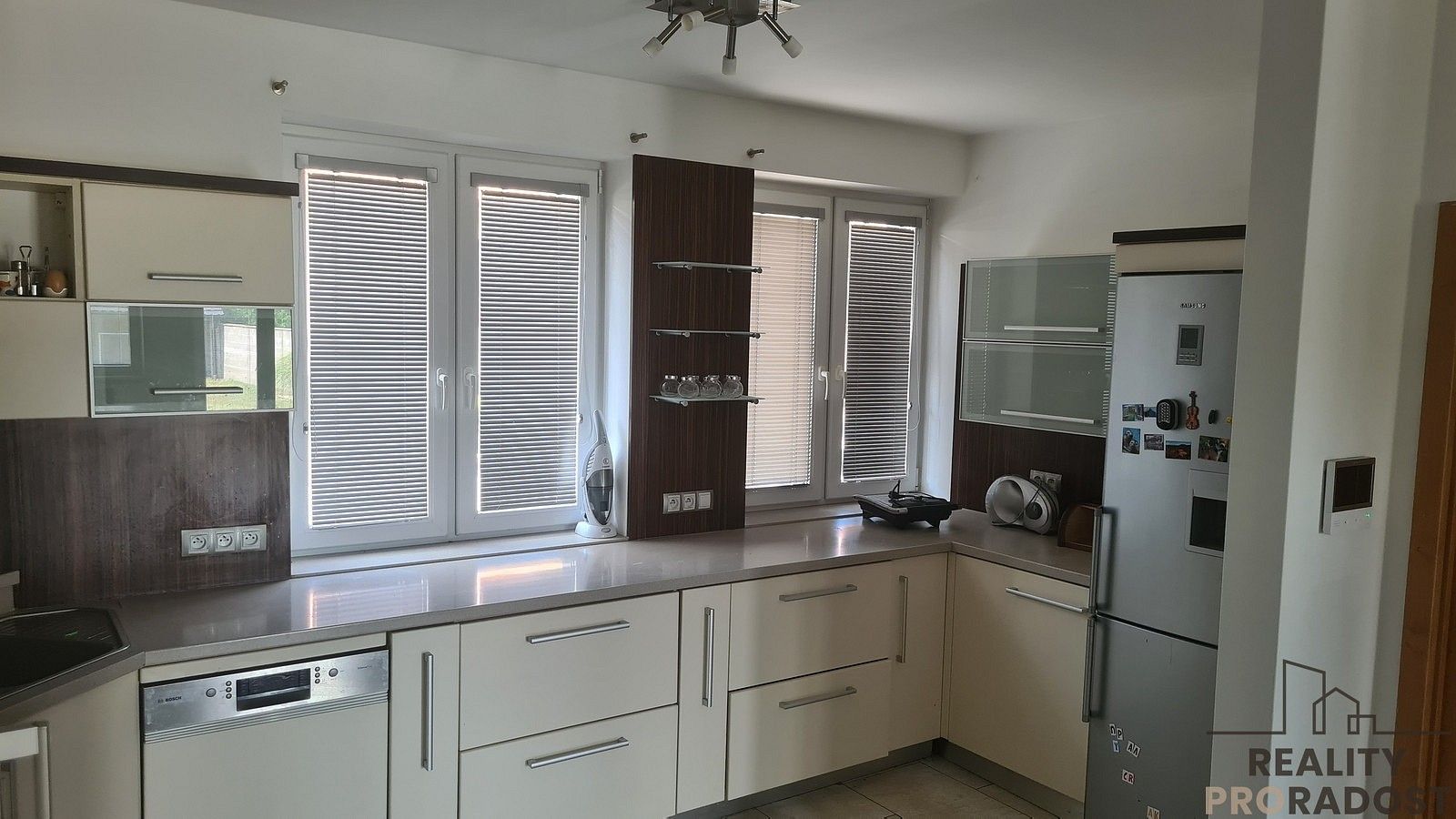 Rodinné domy, Rohatec, okres Hodonín, Jihomoravský kraj, 210 m² - 2