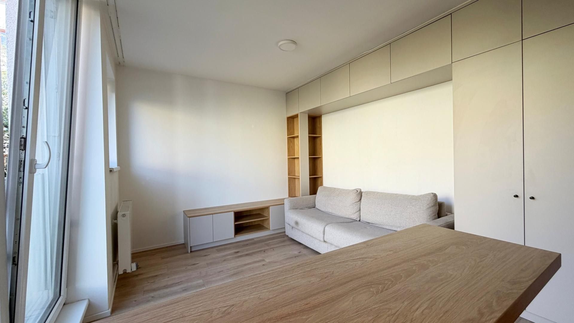 Byt 1+kk · 24 m² · Strančická, Praha - 3