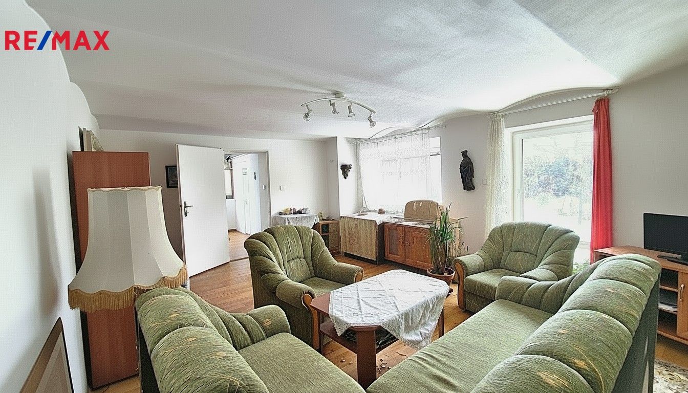 Rodinné domy, V Edenu 236, Peruc, 90 m²