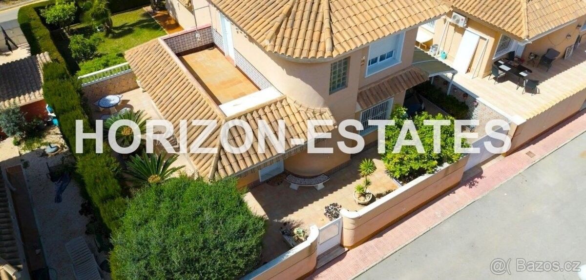 Prodej rodinný dům - 987 66, Zahraničí