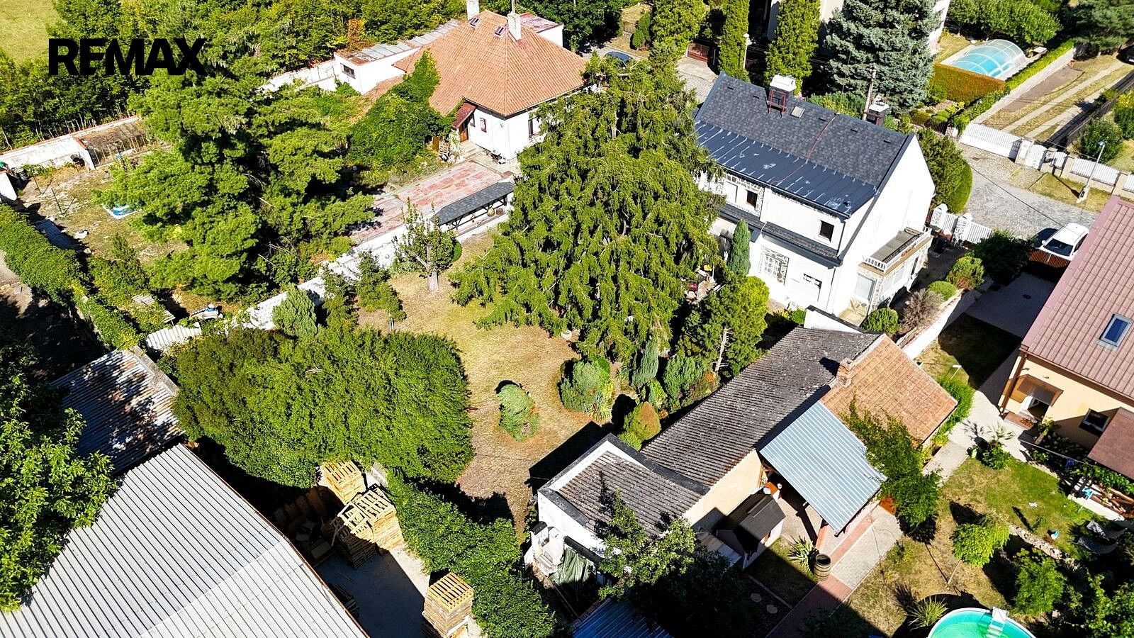 Rodinné domy, Kostelec nad Labem, okres Mělník, Středočeský kraj, 200 m² - 2