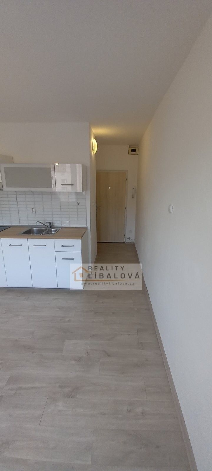 Pronájem byt 1+kk - Gagarinova, Ústí nad Labem, 21 m²