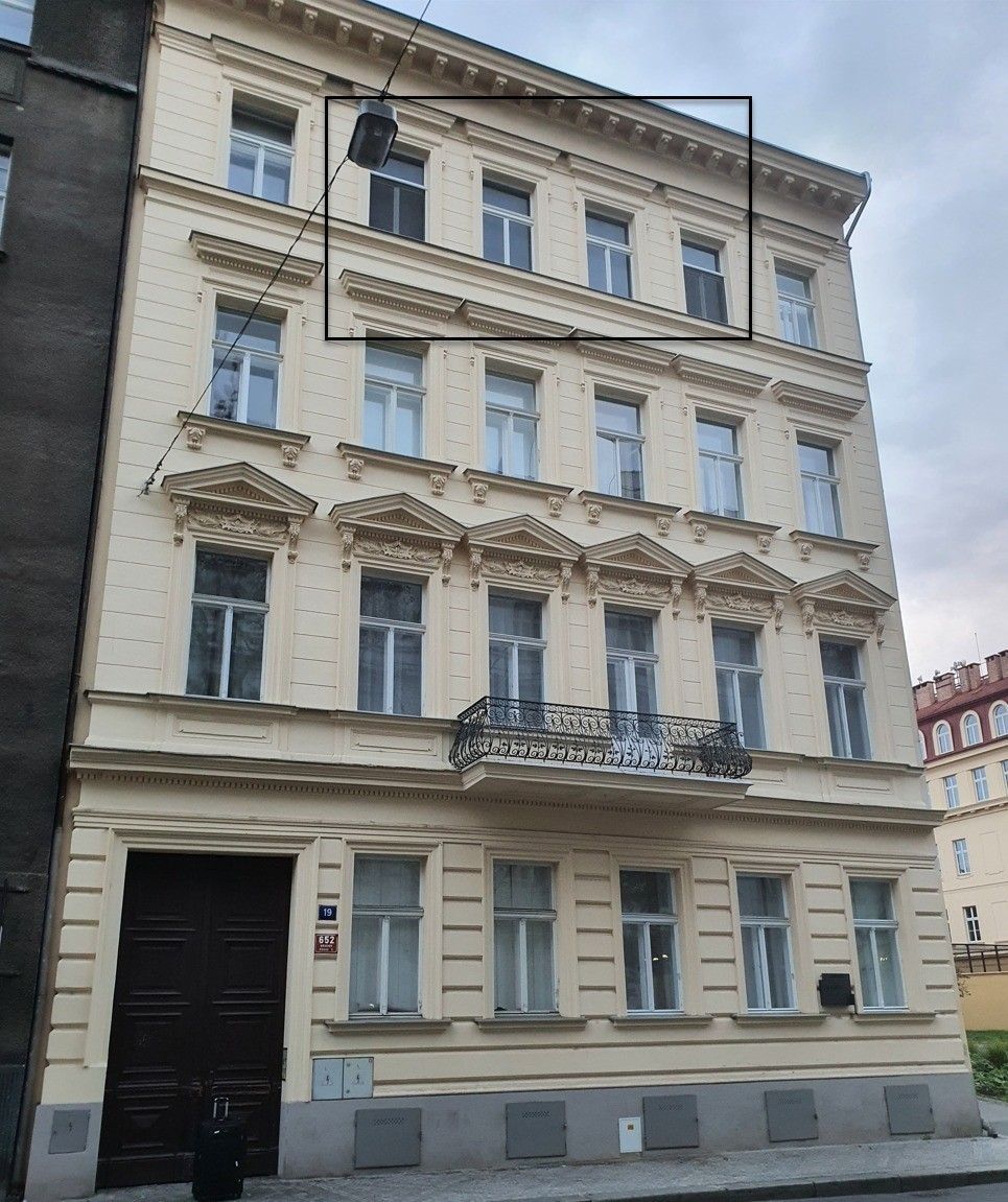 2+kk, Preslova, Praha - Smíchov, 50 m² - 1