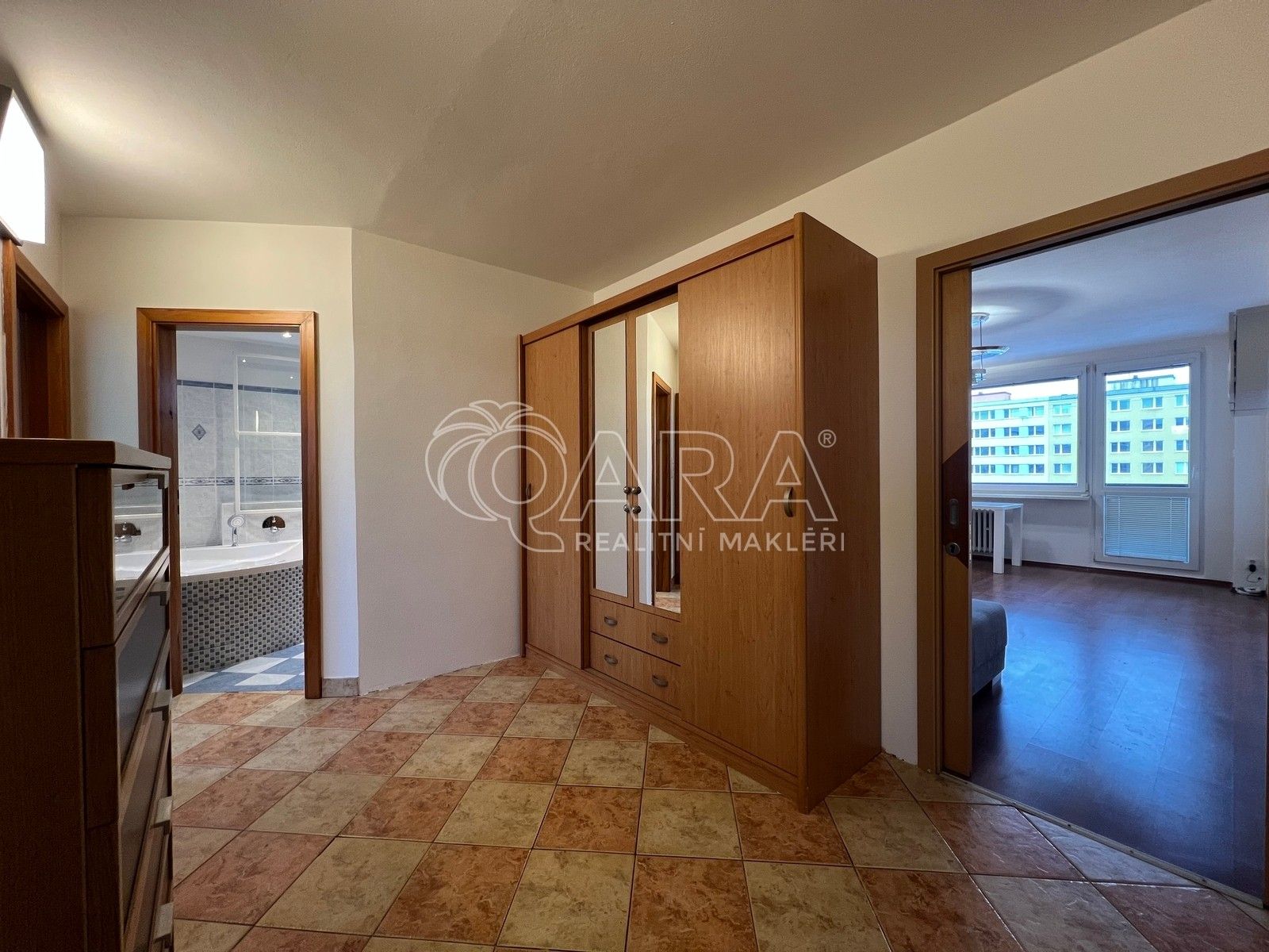 3+kk, Novodvorská, Praha, 67 m²