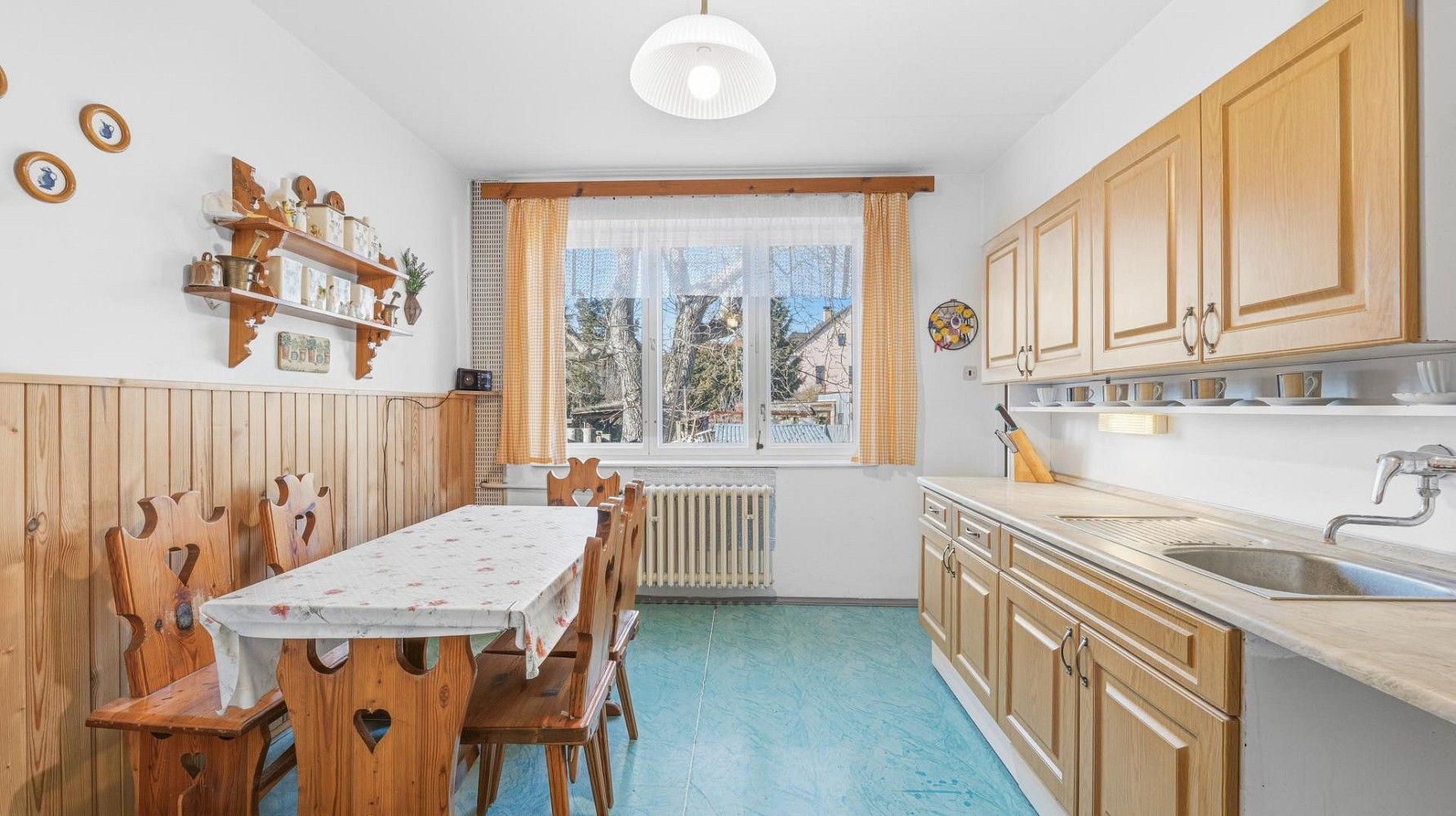 Prodej rodinný dům - Kateřinská, Úhonice, okres Praha-západ, 258 m² - 2